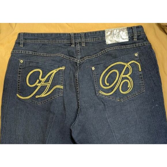 Vintage Apple Bottom Jeans Plus Size 20 Gold Embroidery Y2k 90s Nelly - Picture 1 of 13